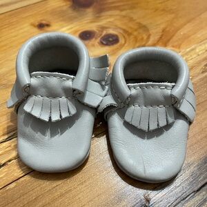 Freshly Picked Moccasins size 0 light grey